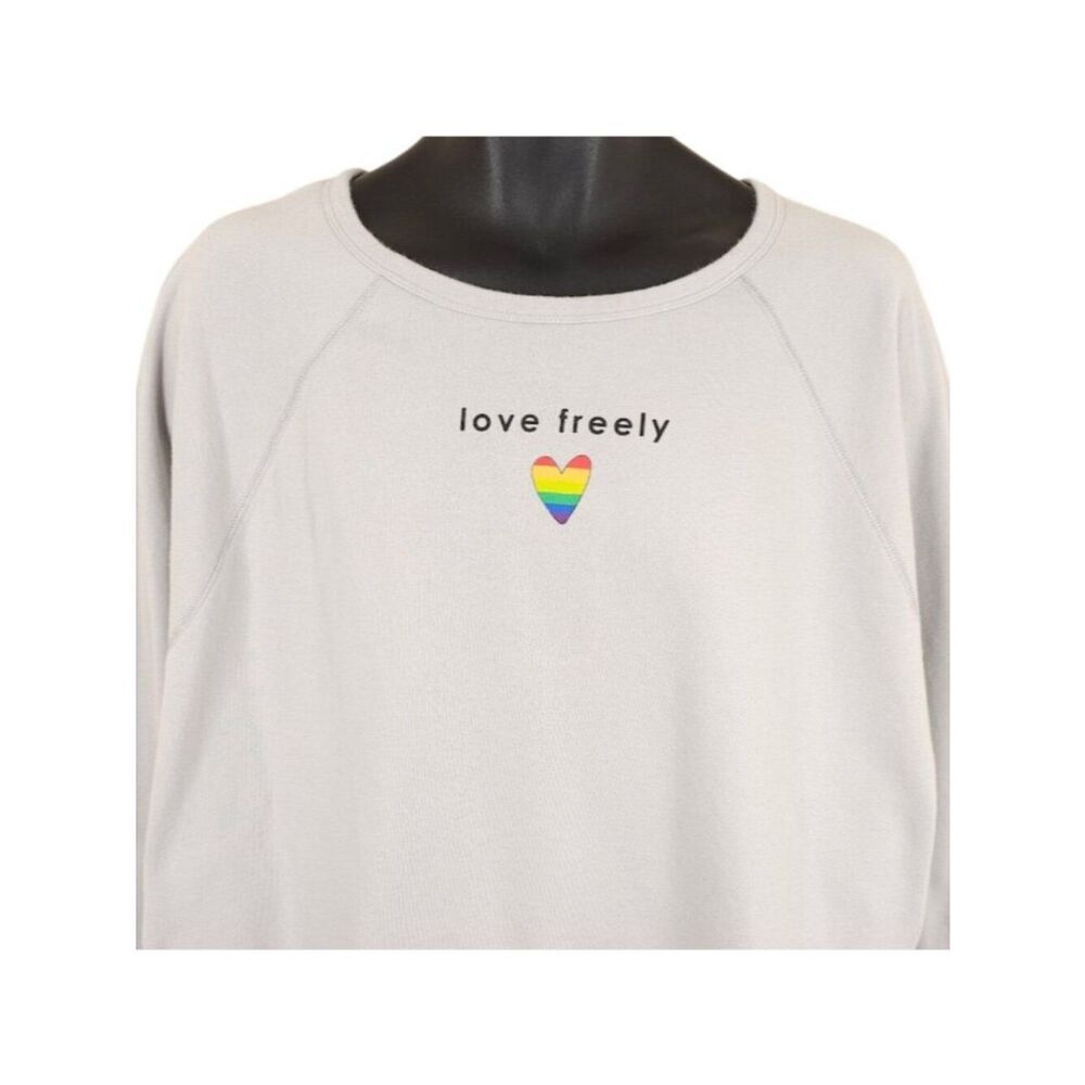 Love Freely Sweatshirt Womens Plus Size 2X Gray Pride Rainbow LGBTQ+
